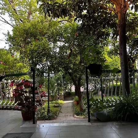 Cloride Nocleg ze śniadaniem Castellammare di Stabia